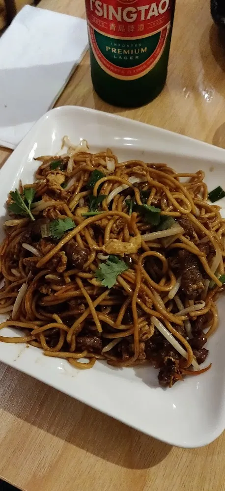 Nouilles Sautées Au Boeuf